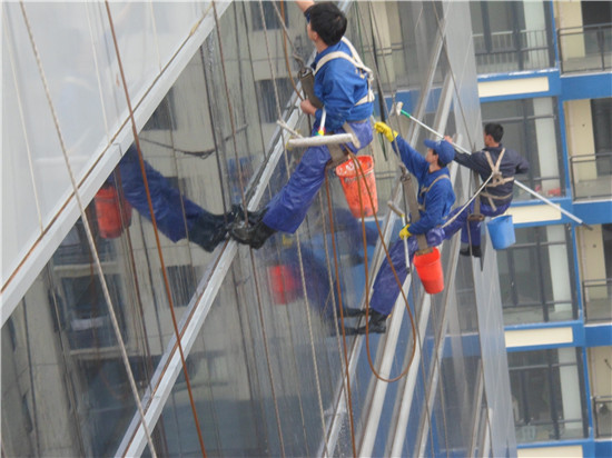 武漢外墻清洗哪家好